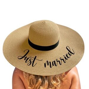 New Just Married Floppy Adjustable Beach Straw Hat Natural Tan & Black 19”
